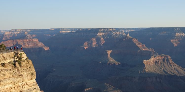 Nationalparkene i sørvest‑USA: Din guide til Grand Canyon, Zion og Bryce som førstegangsreisende.